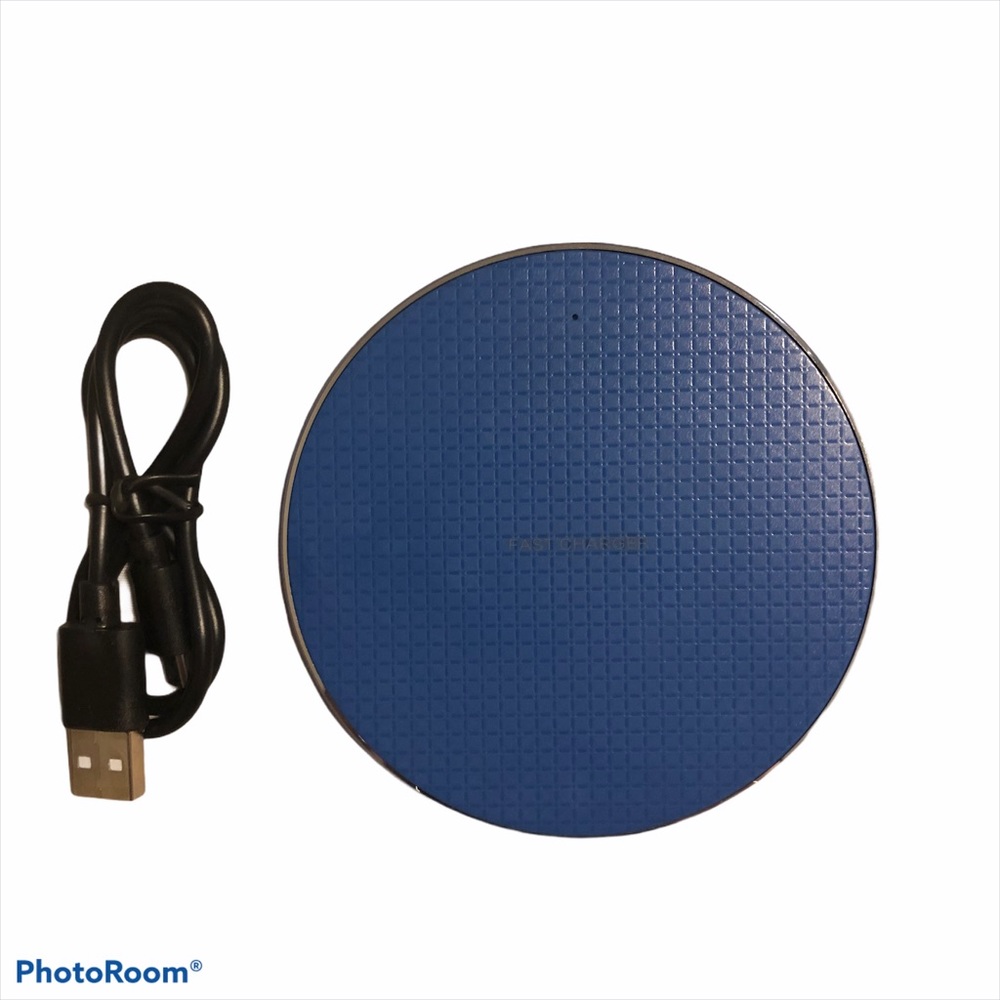 NWT Universal Wireless Phone Charger